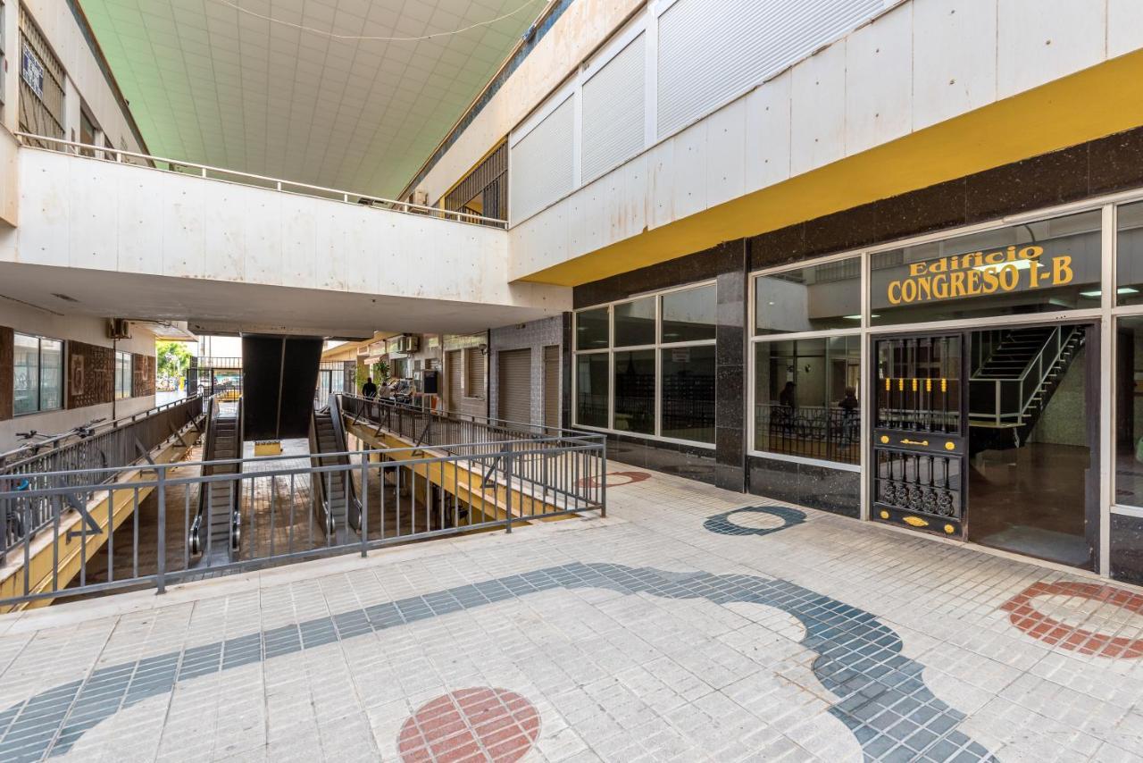 Congresos Centro Apartment Torremolinos Exterior photo